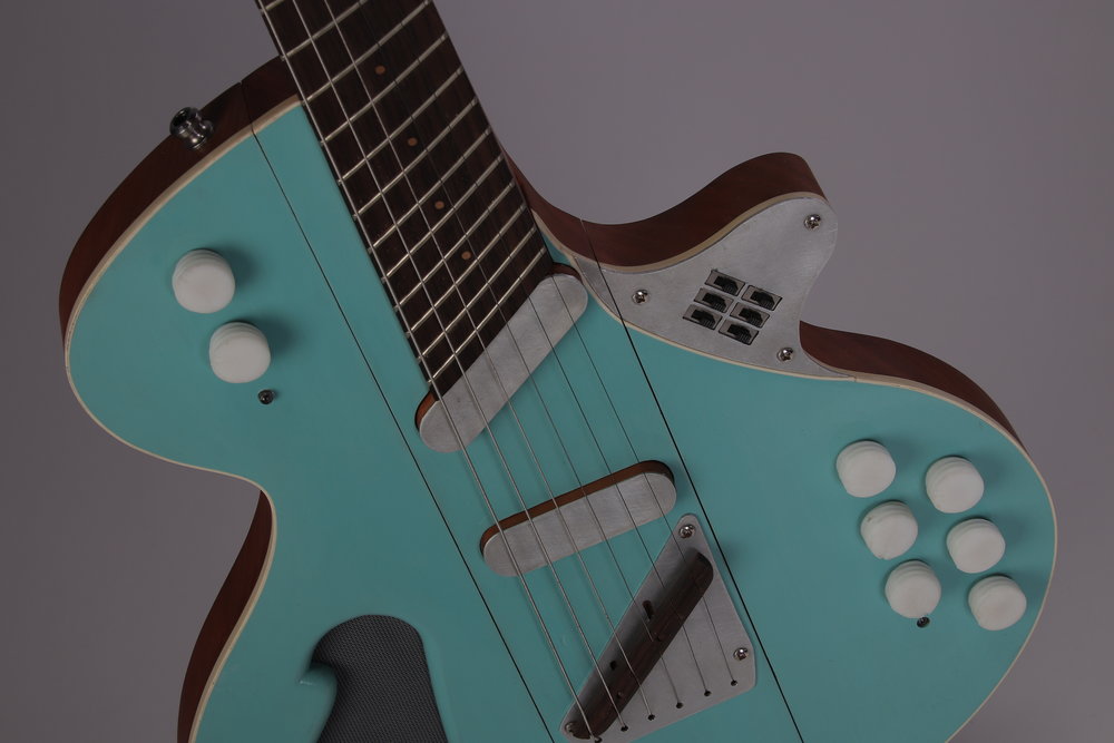 Disassembly Line Guitar – Estë